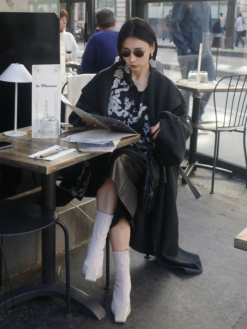 MOLE YARN EMBROIDERY SATIN SHIRT
