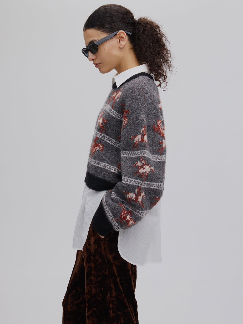 UND HORSE PATTERN KNIT