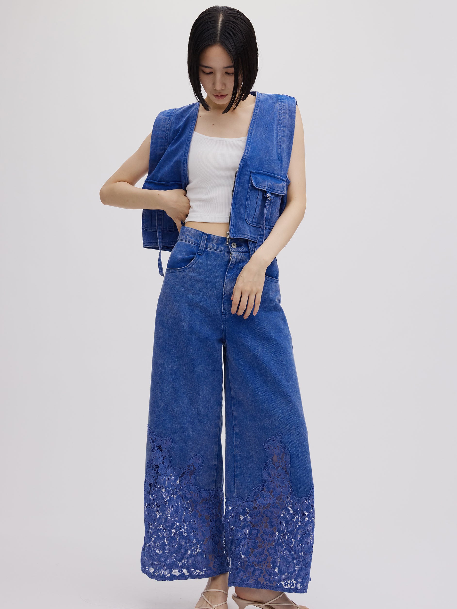 LACE DOCKING FADE DENIM PANTS