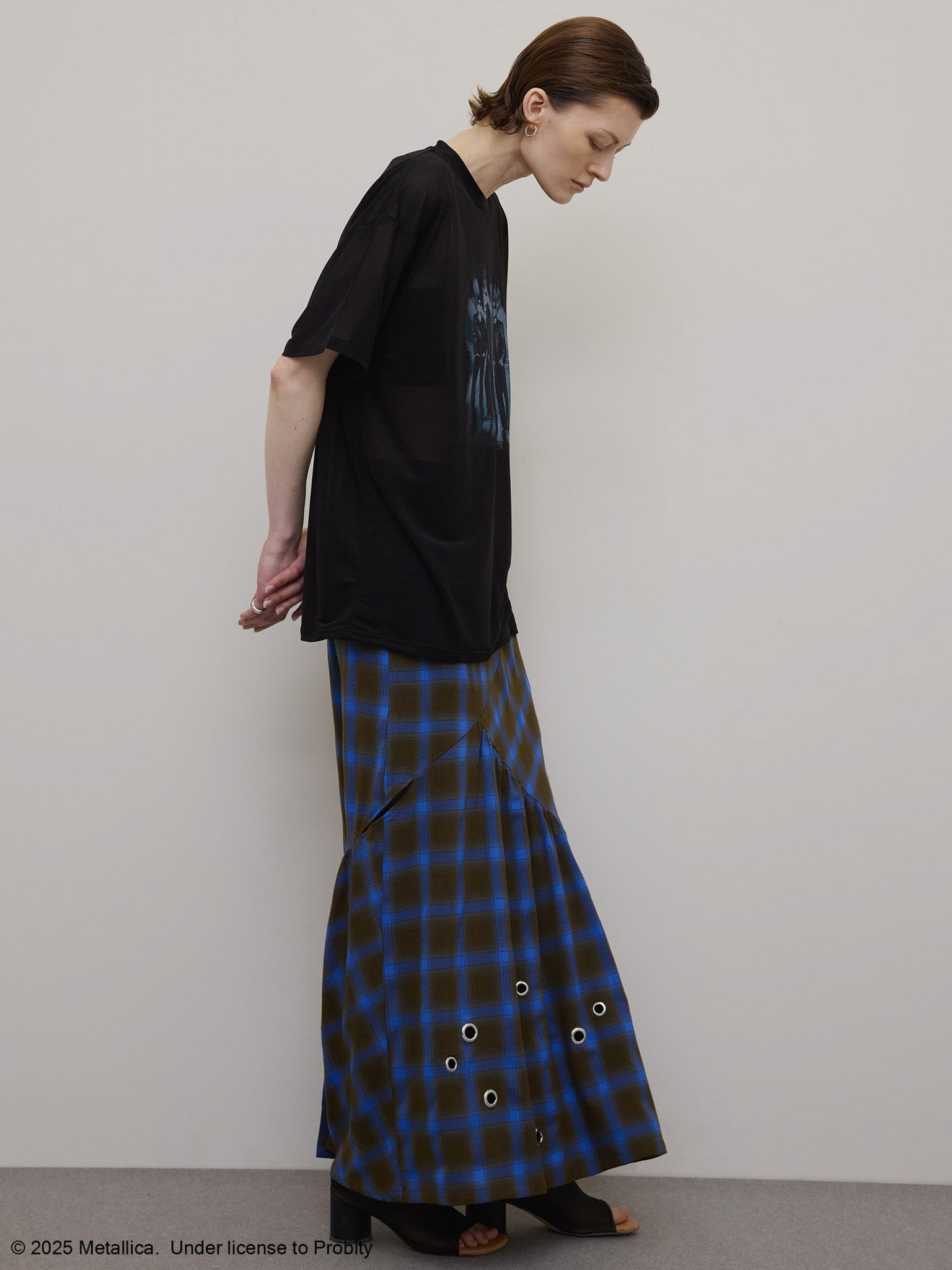 CHECK EYELET SEMI FLARE SKIRT