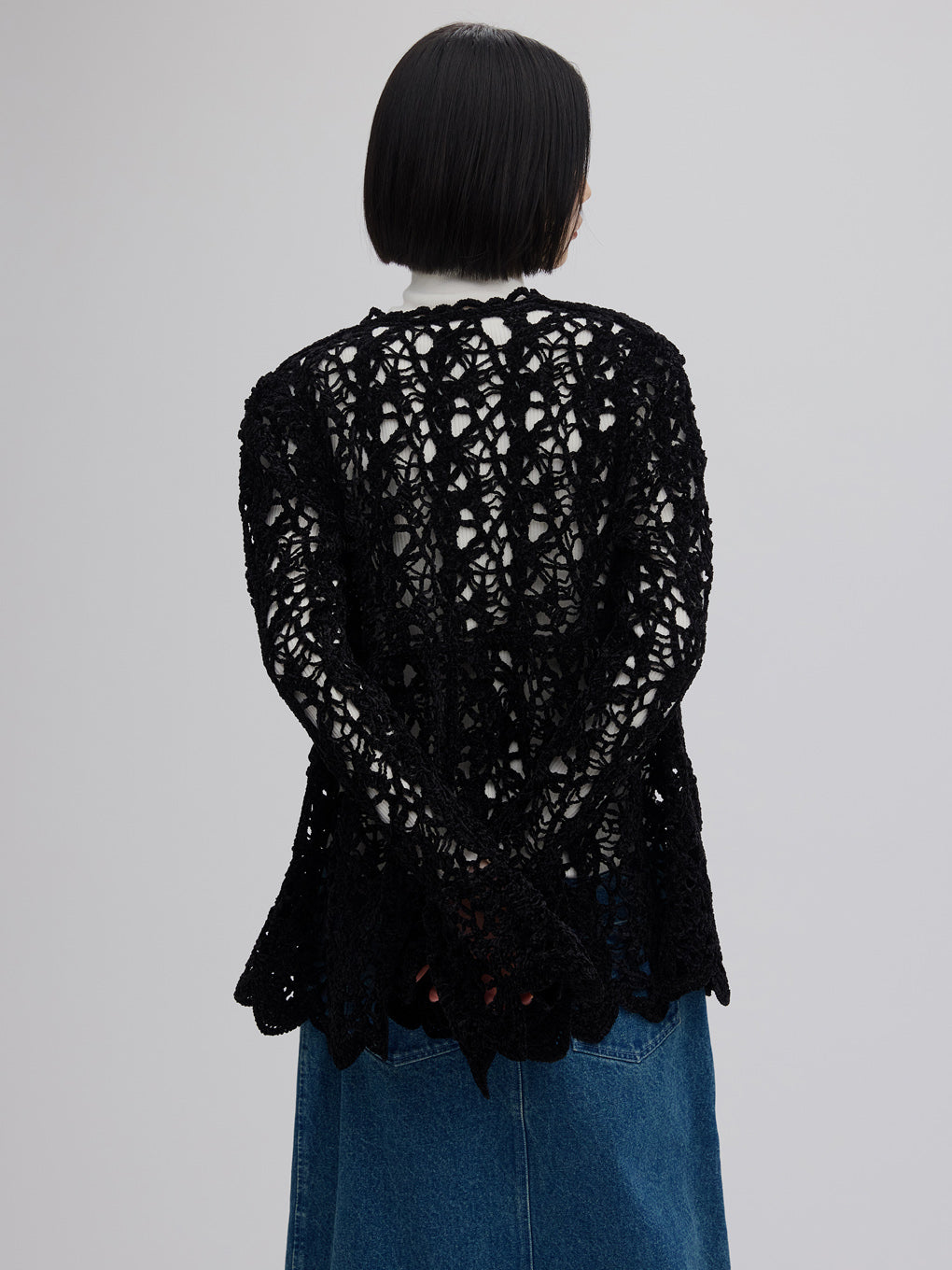 UND VELOUR LACE PEPLUM KNIT TOP