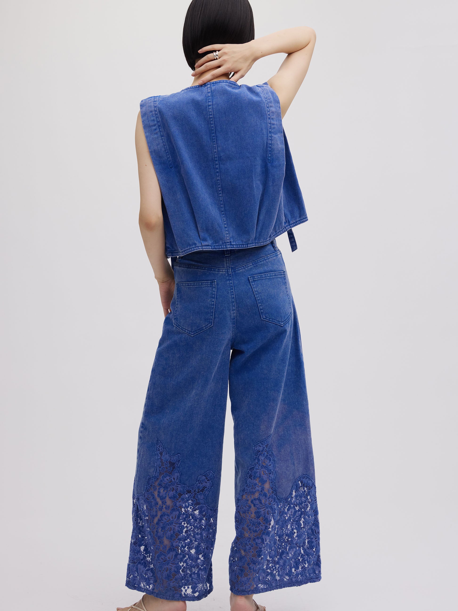 LACE DOCKING FADE DENIM PANTS