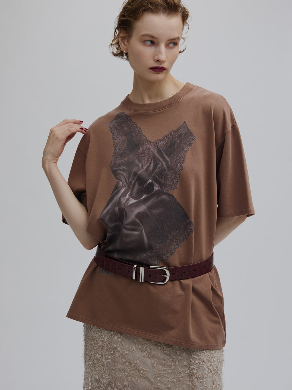 LACY SATIN PRINT TEE