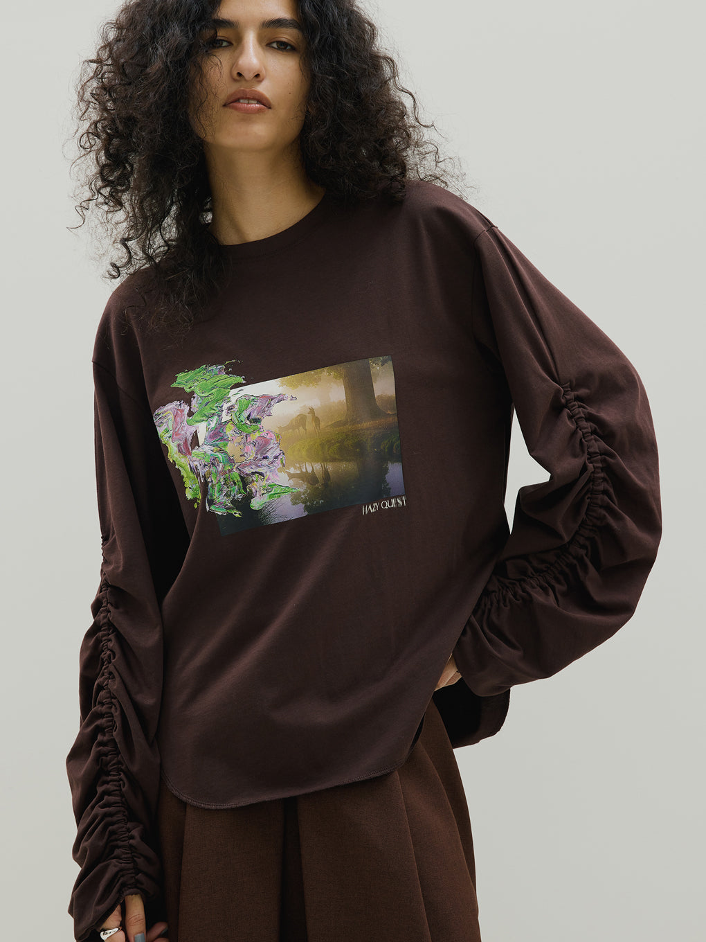 UND OIL PAINTING GATHER TOP