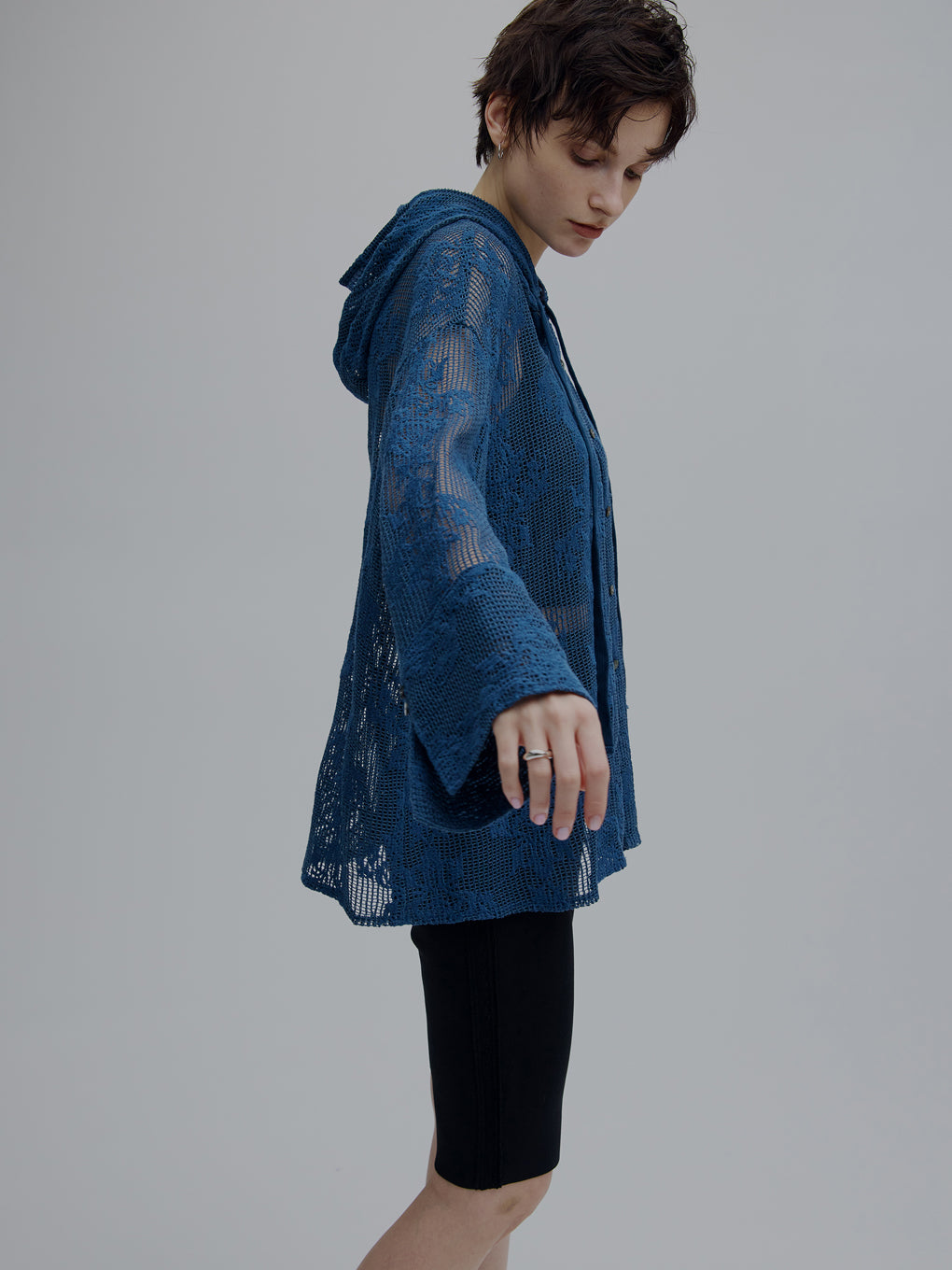 2WAY MESH DAMASK EMBROIDERY HOOD BLOUSE
