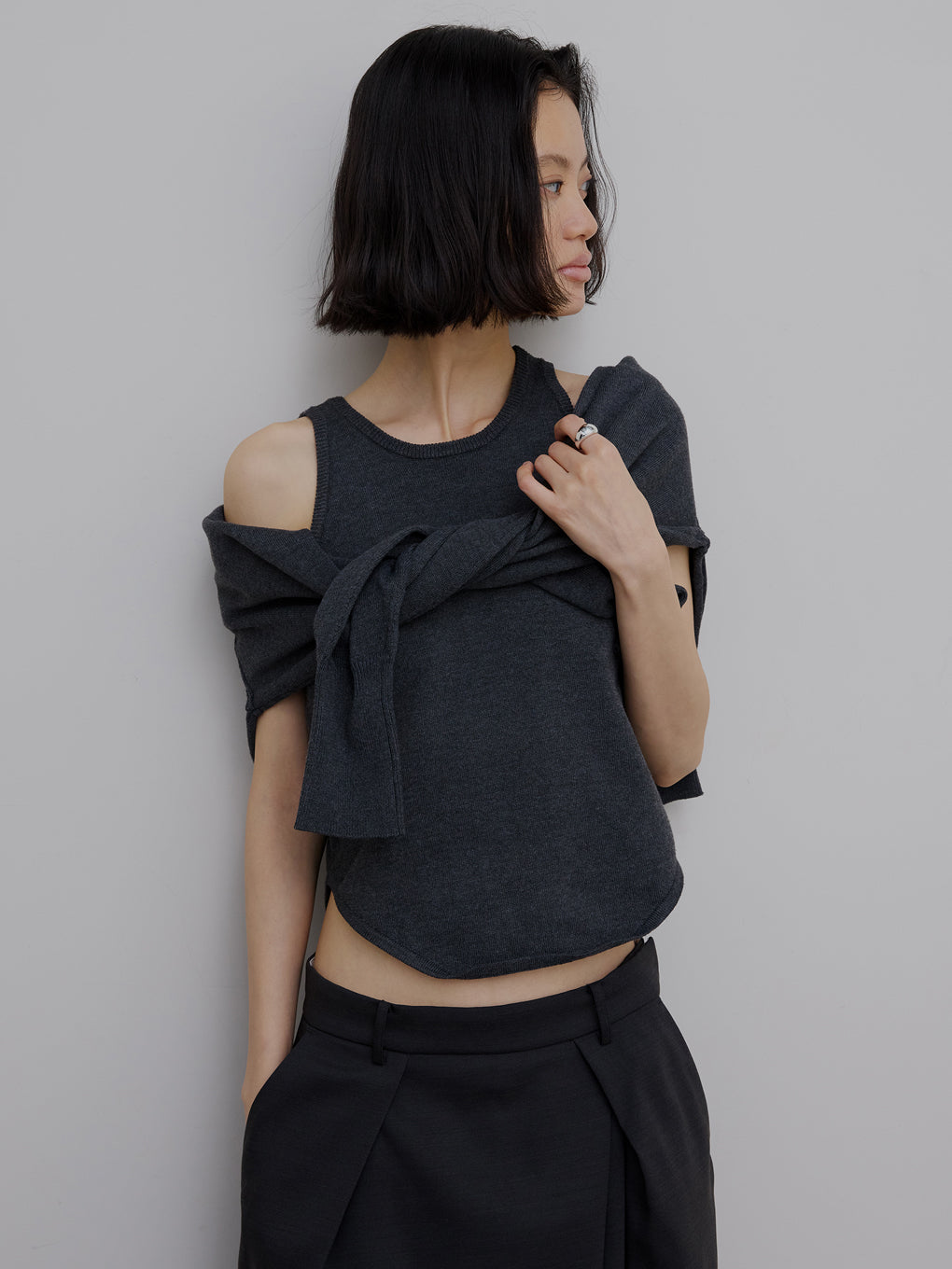 LOW BASIC WAIST STOP KNIT TOP