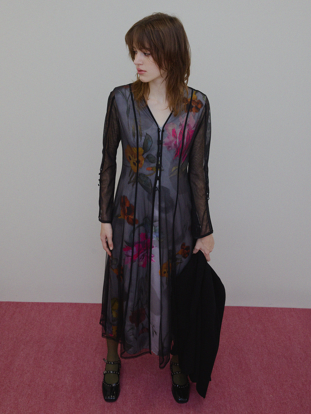 UND GRACE CHIFFON VEIL DRESS