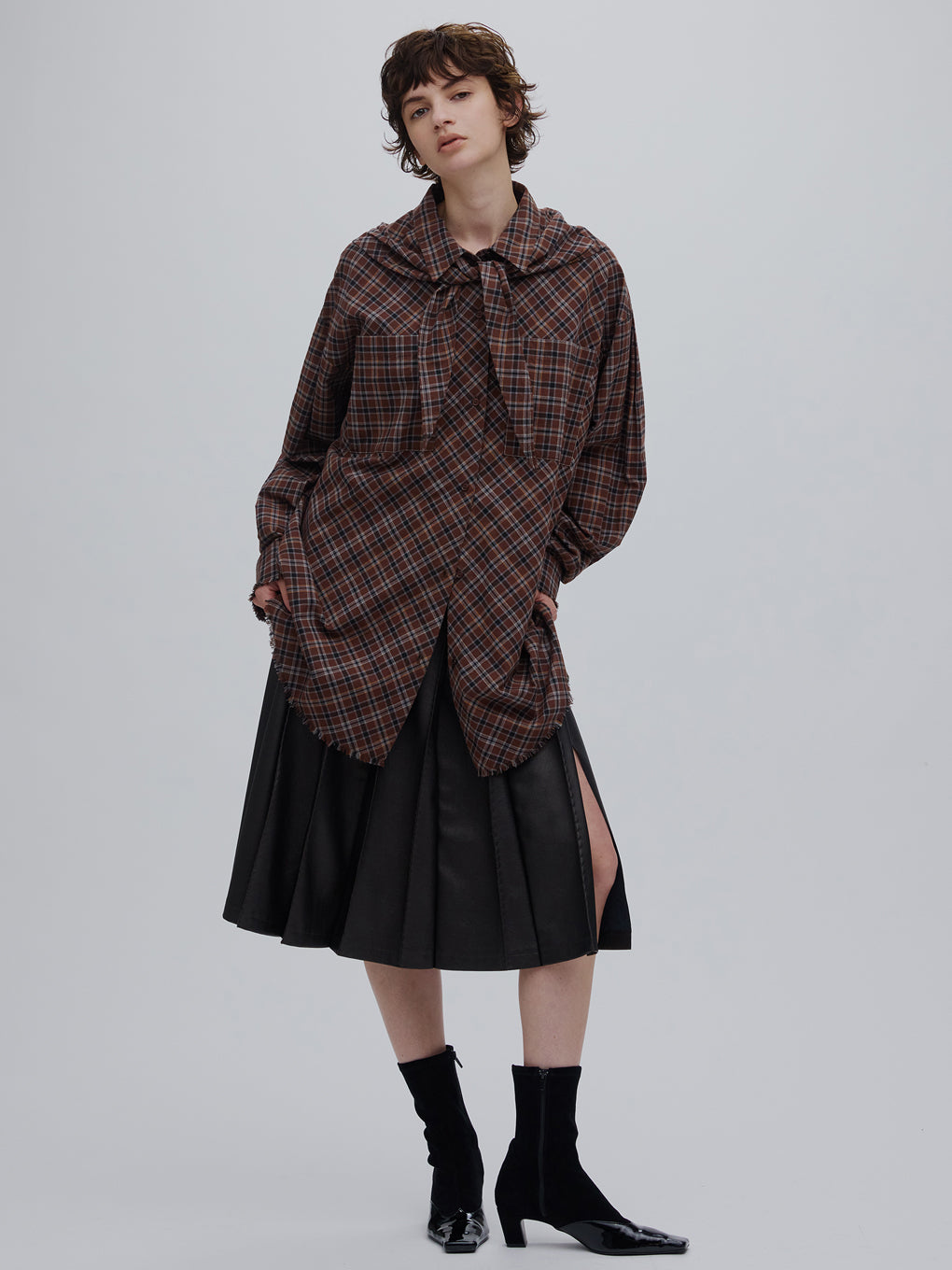 CHECK SCARF SET FRINGE SHIRT