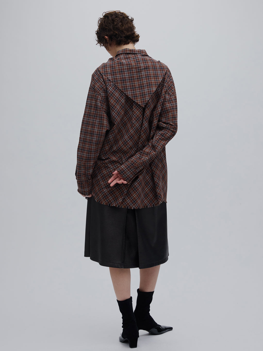 CHECK SCARF SET FRINGE SHIRT