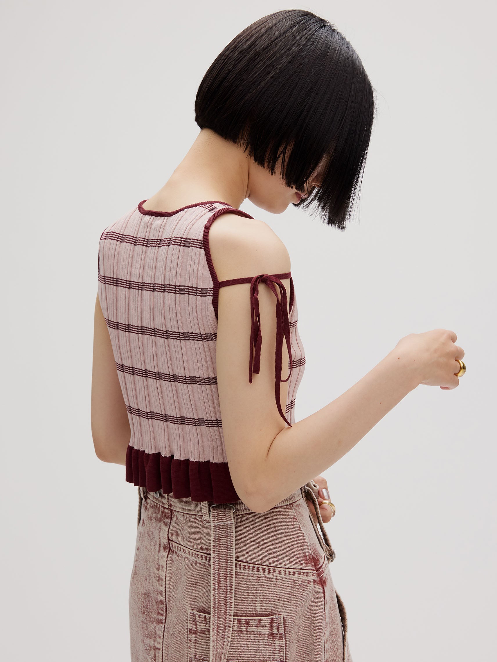 MEDI PURIPURI SHORT KNIT TOP