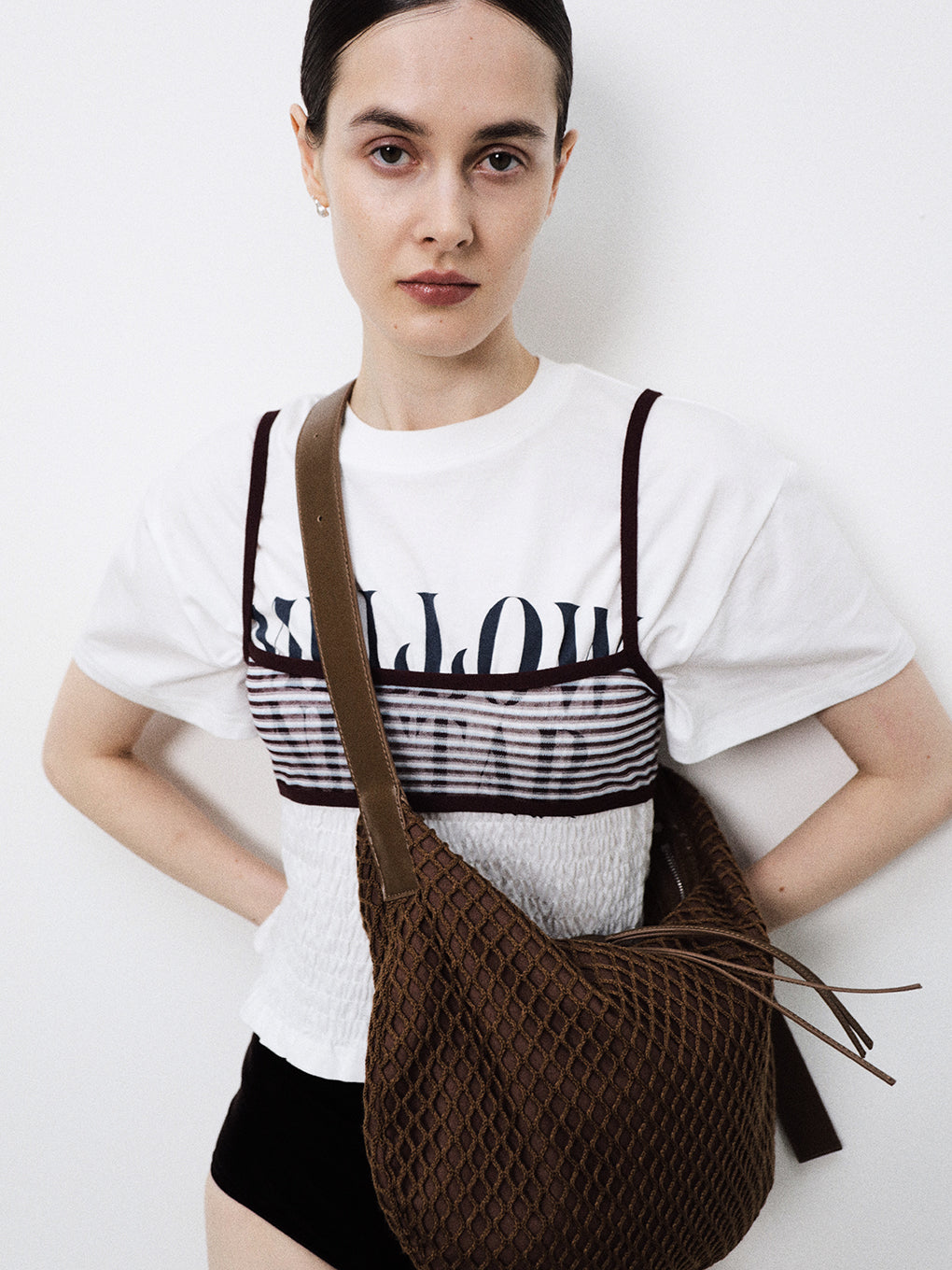 MEDI MESH ROUND SHOULDER BAG