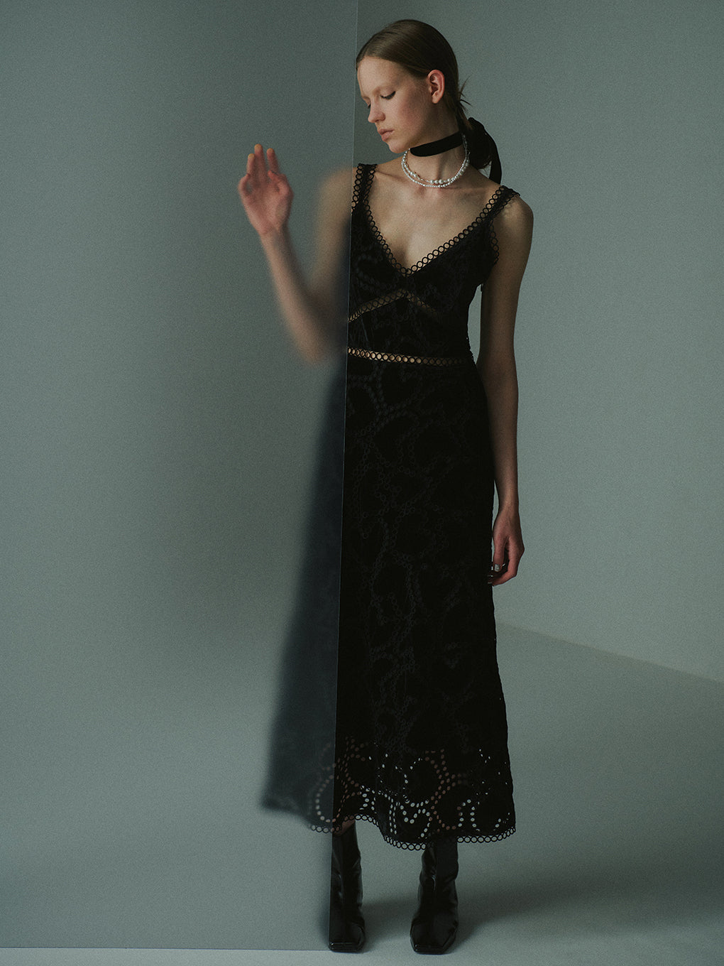 UND HEART EMBROIDERY CAMI DRESS