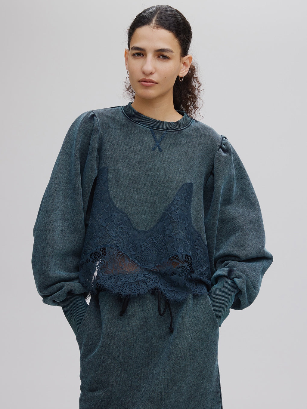 CHEMICAL OVERDYE LACE SWEAT TOP