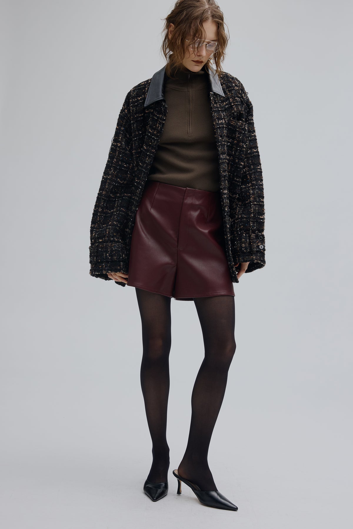 SYNTHETIC LEATHER SHORT PANTS