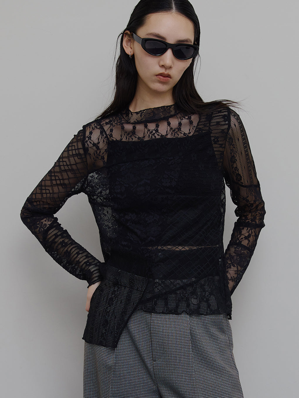 LACE PATCHWORK ASYMMETRY TOP