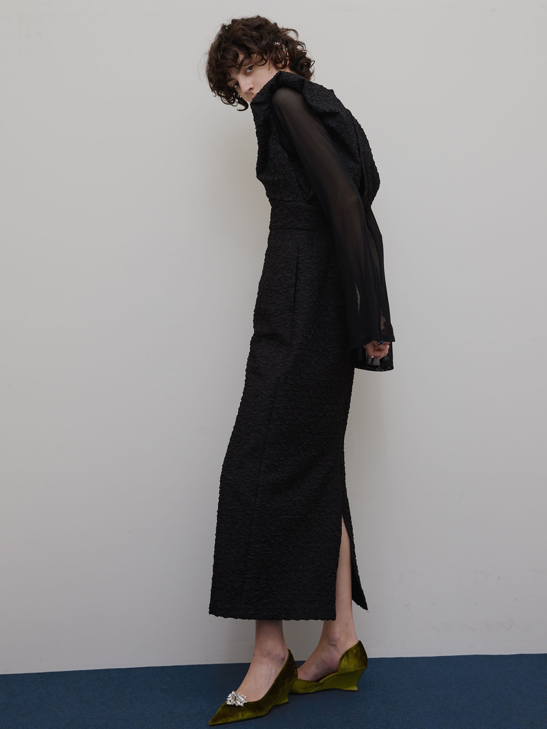 BALLOON SHOULDER DRESS