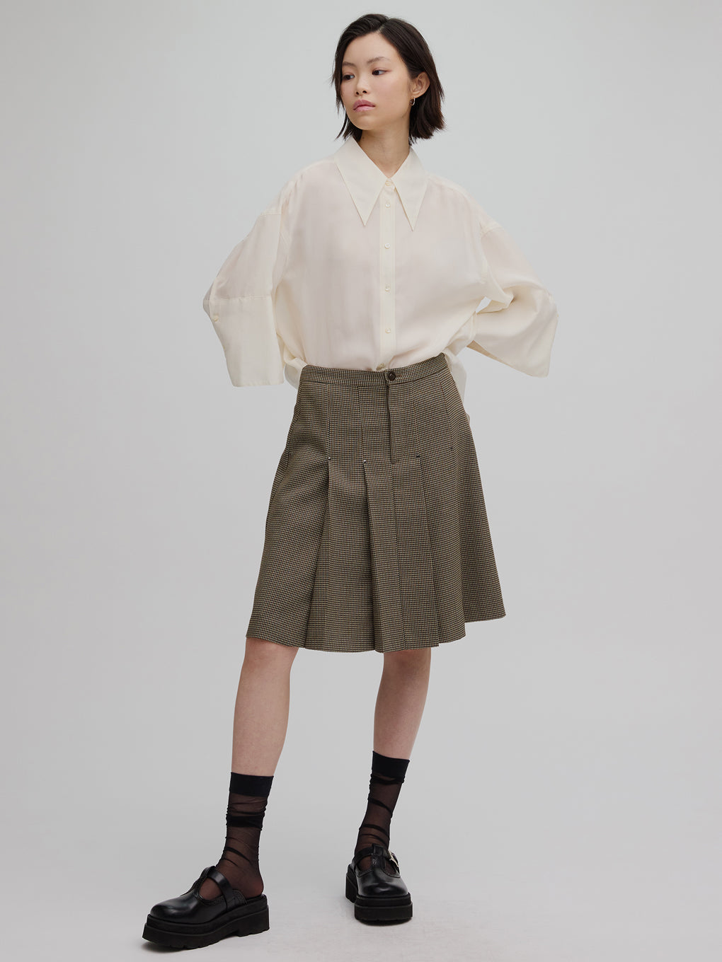 WIDE CUFFS SLEEVE CUPRO BLOUSE