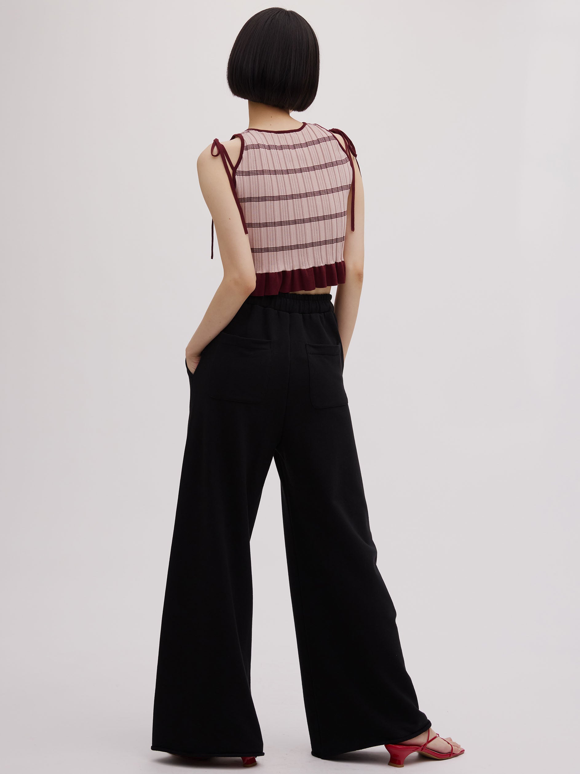 MEDI PURIPURI SHORT KNIT TOP