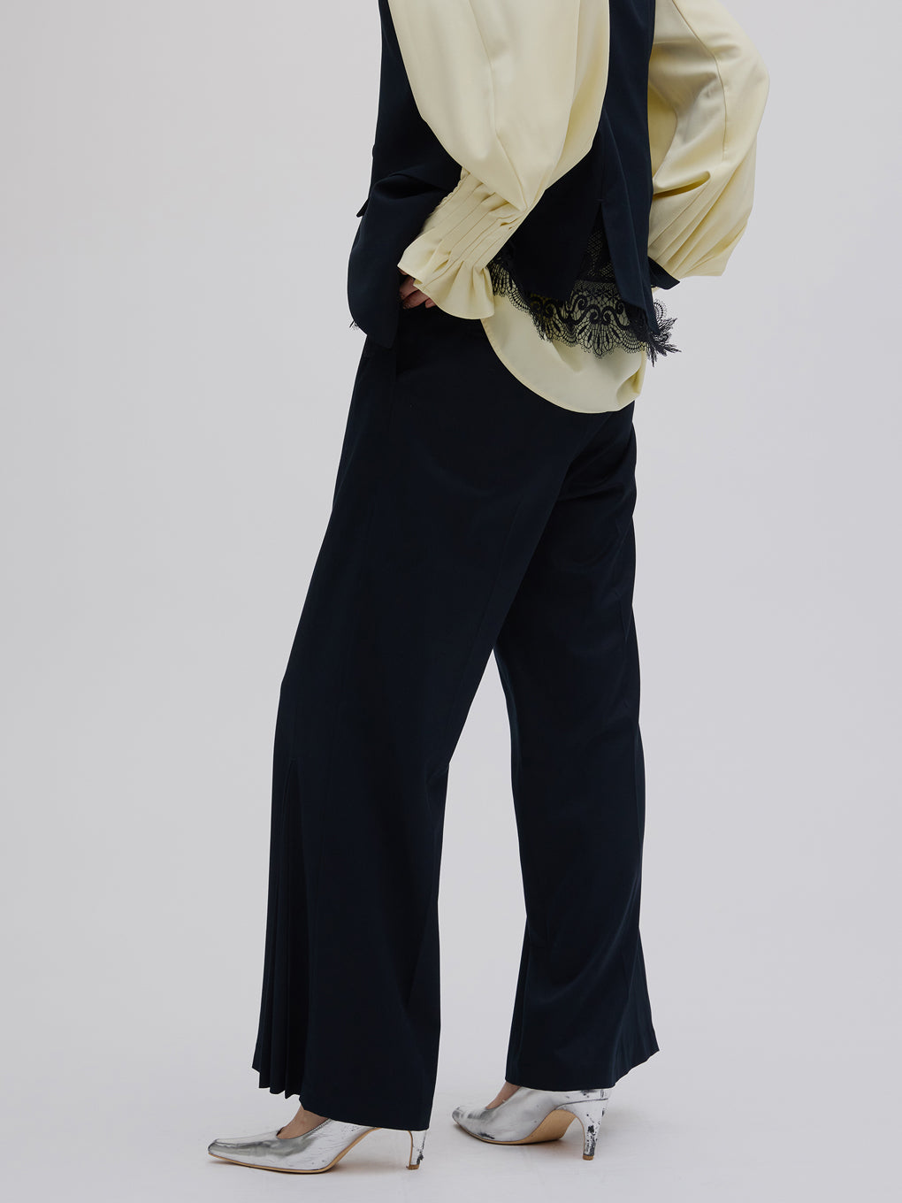 HEM TUCK STRAIGHT WIDE PANTS