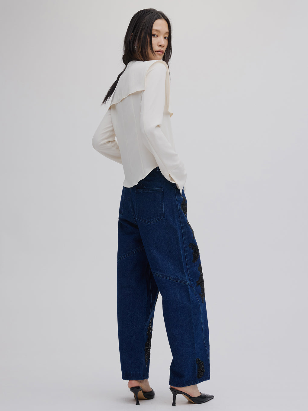 SPANGLE BIJOU EGG DENIM PANTS