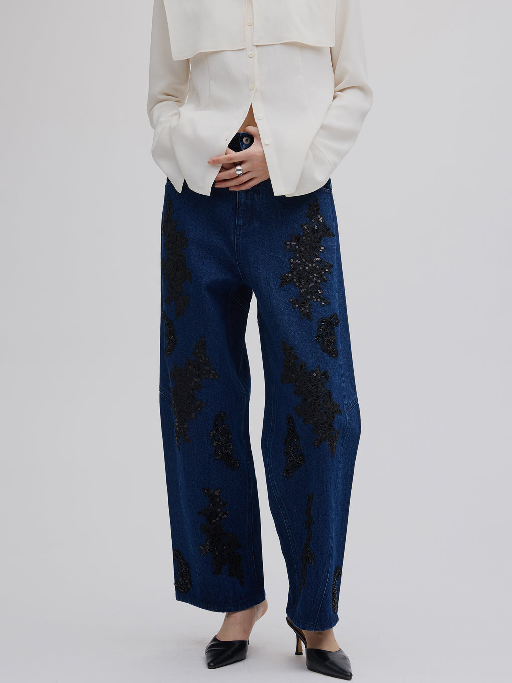 SPANGLE BIJOU EGG DENIM PANTS