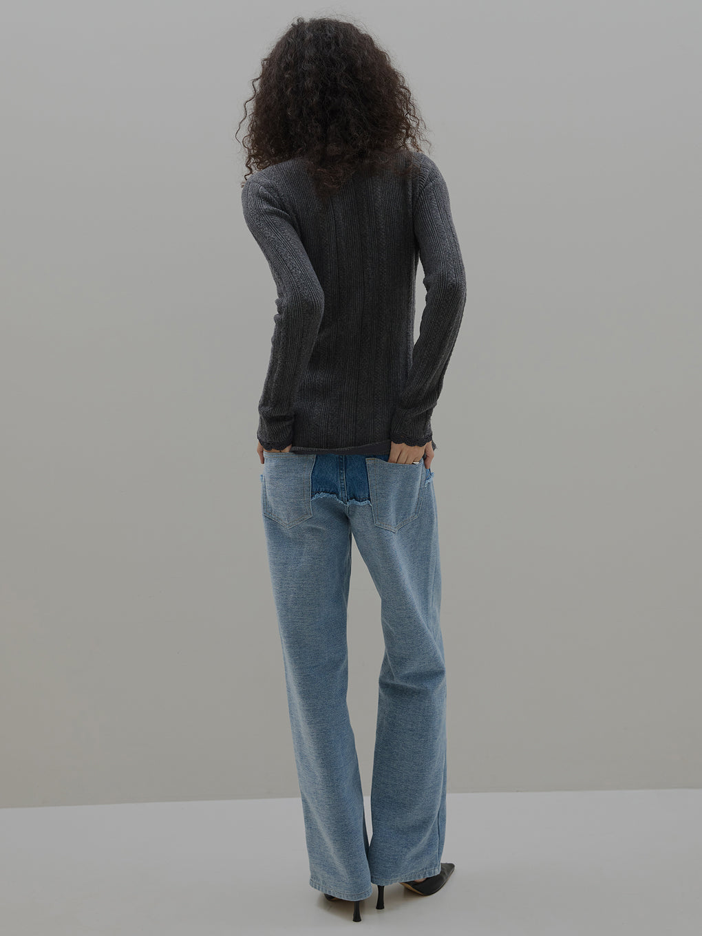 UND PIN TUCK LACE LIKE KNIT TOP