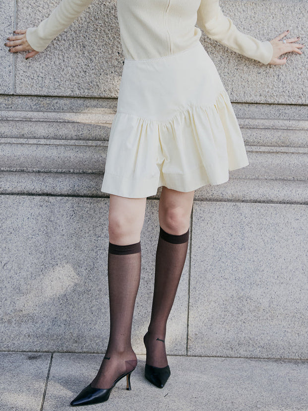 UND CURVE GATHER VOLUME SKIRT