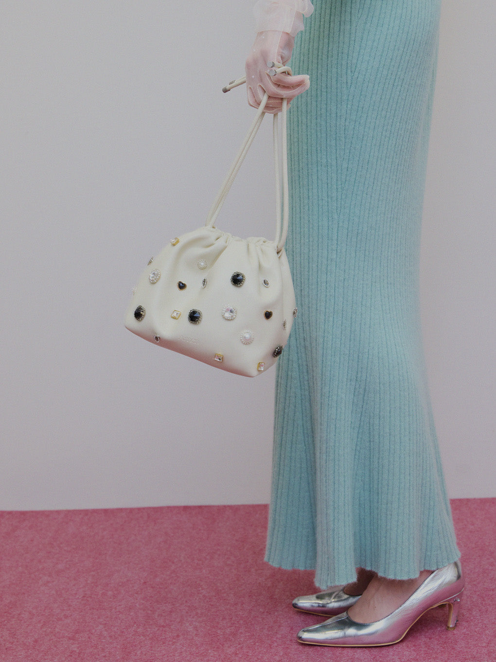 UND BIJOU DRAWSTRING BAG