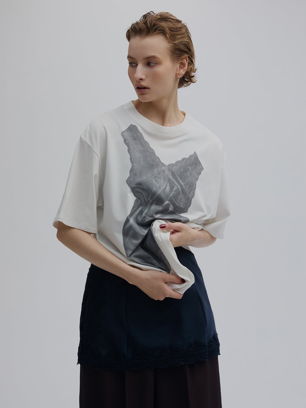 LACY SATIN PRINT TEE