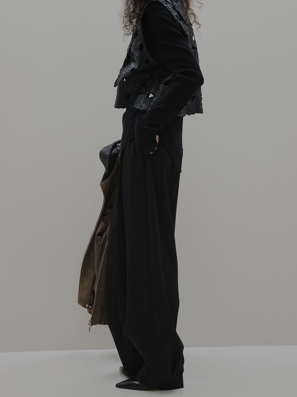 UND TUCK BONTAN PANTS