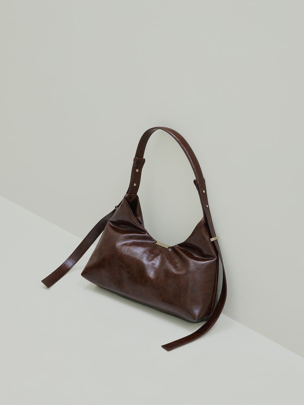 UND PARTS ACCENT ONE HANDLE BAG