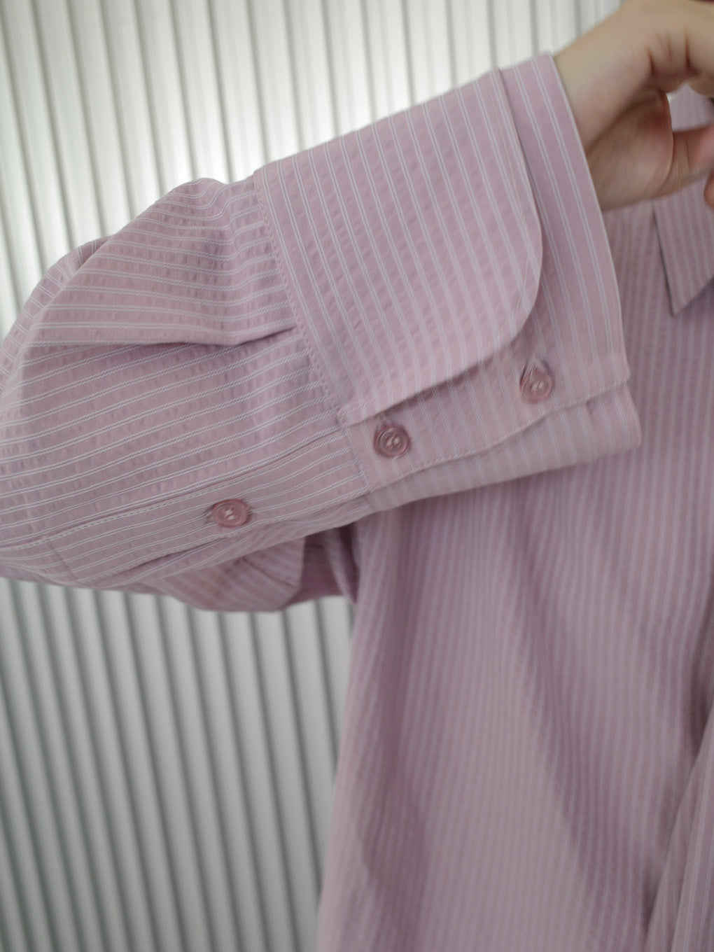 UND UNEVENNESS TIE BLOUSE