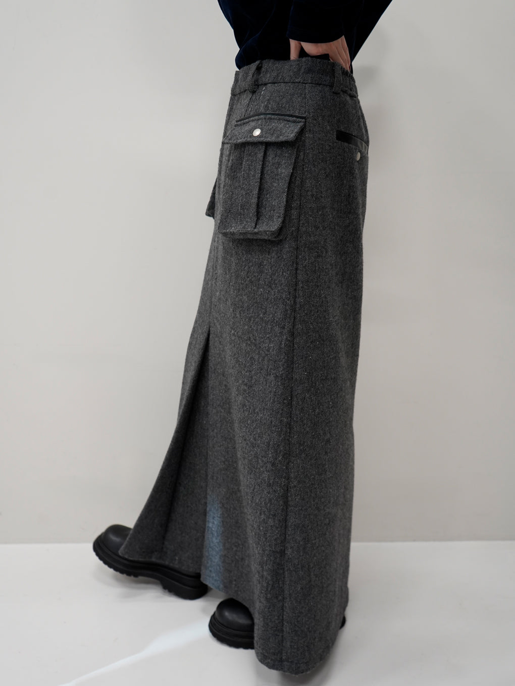 UND TWEED WORK DETAIL SKIRT