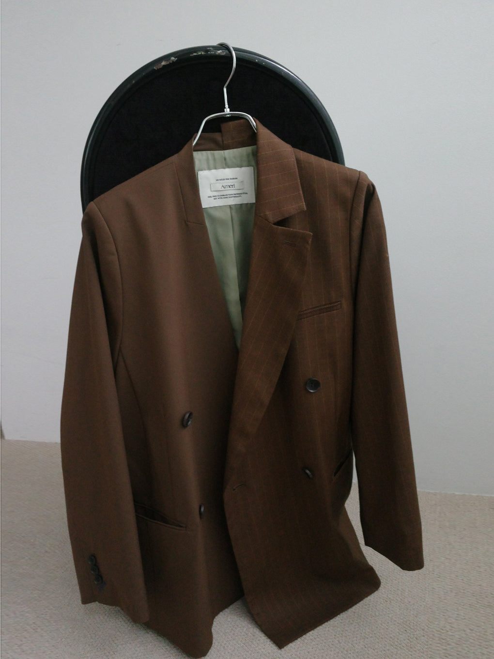 UNBALANCE DOCKING JACKET
