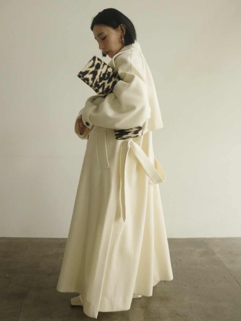 WOOL ASYMMETRY STAND COLLAR COAT