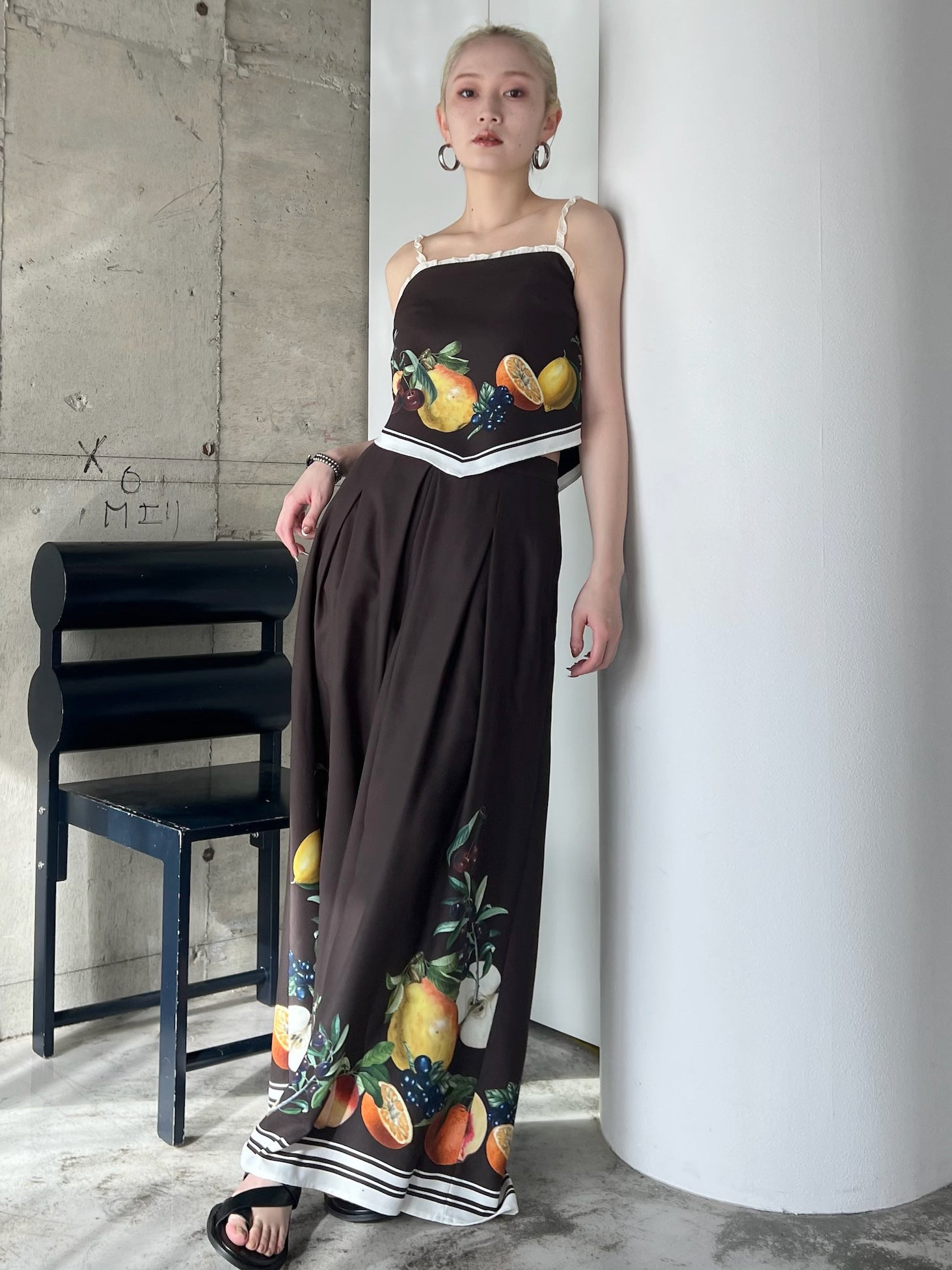 MEDI FRUIT SCARF PATTERN CAMI TOP