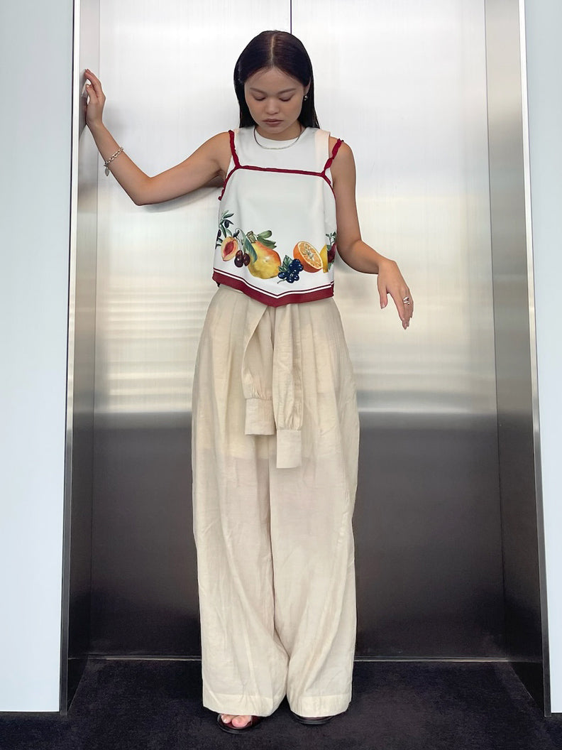 MEDI SLEEVE BELT TUCK PANTS