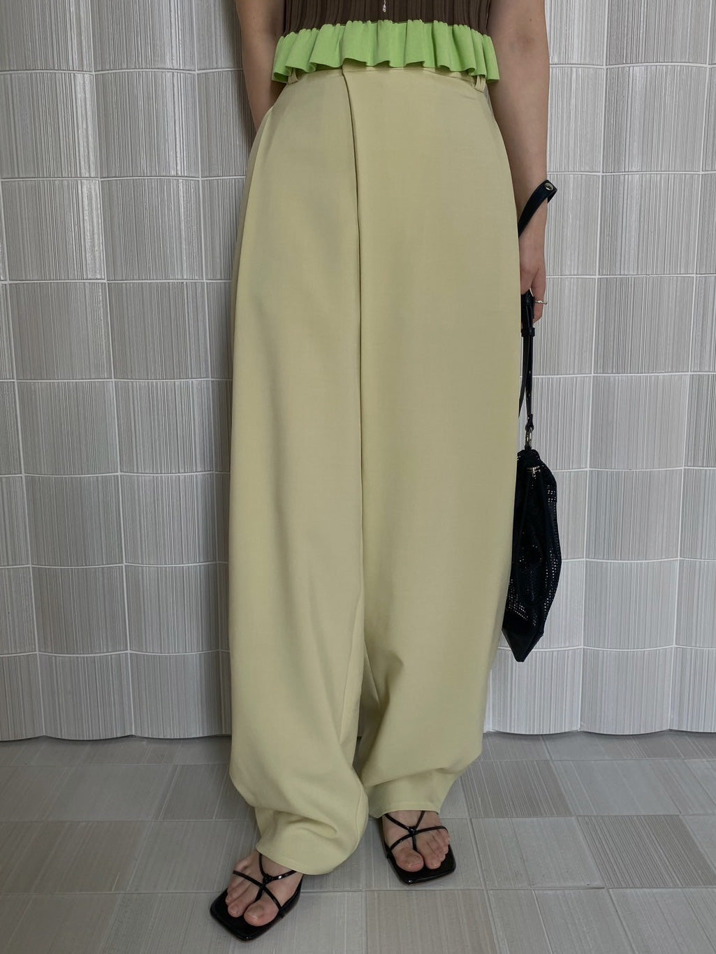 MEDI WIDE TUCK BONTAN PANTS