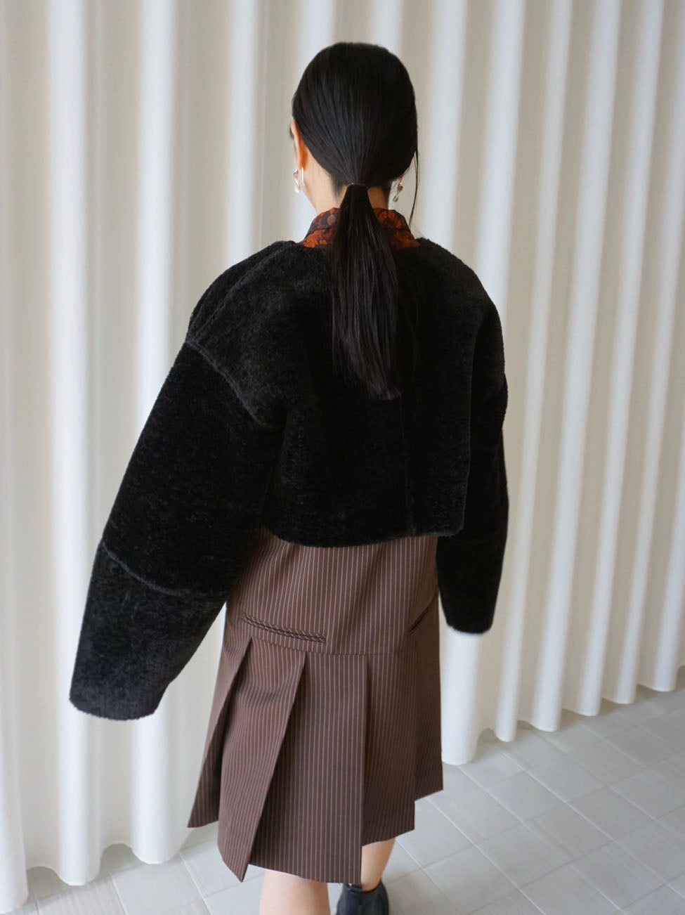 BOA COLLARLESS REVERSIBLE SHORT JACKET