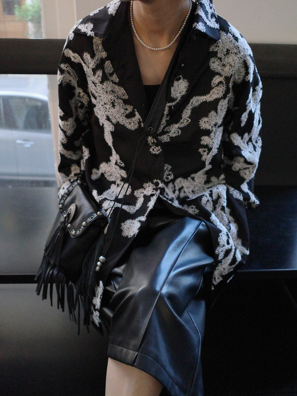 MOLE YARN EMBROIDERY SATIN SHIRT