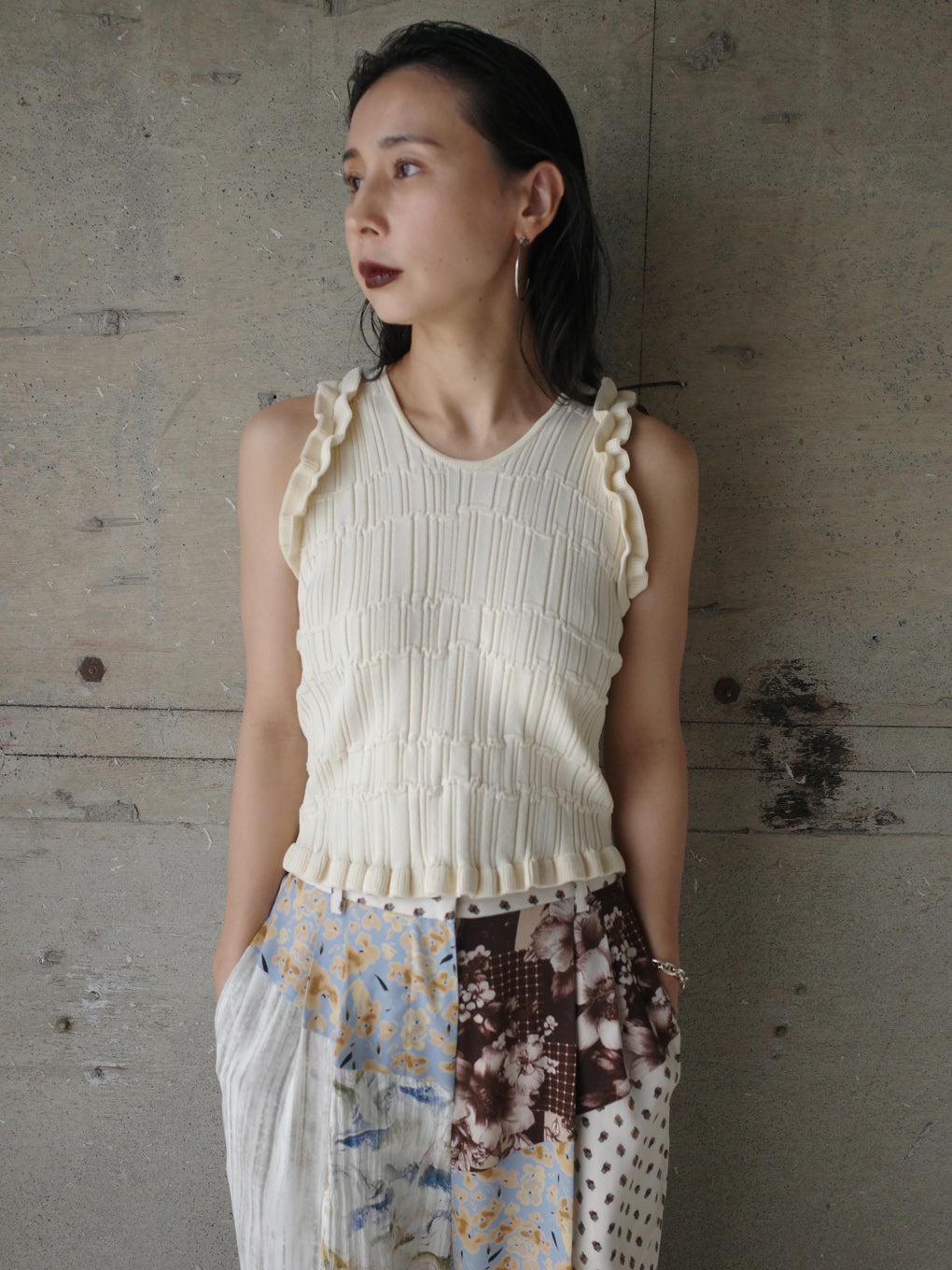 MEDI 2WAY WAVY FRILL KNIT TOP