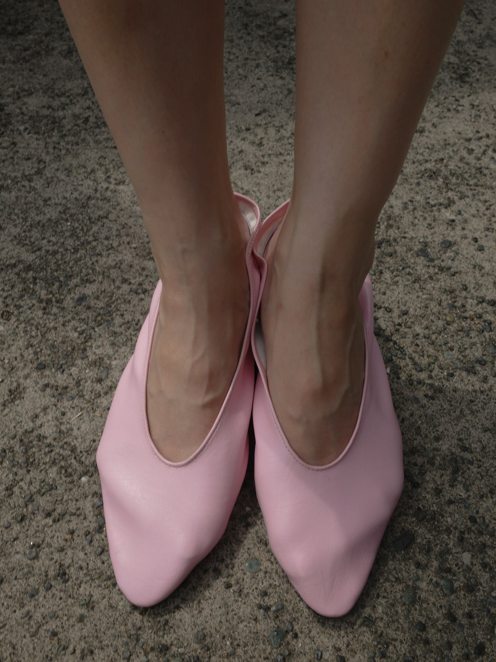ULTRA SOFT LOW HEEL PUMPS