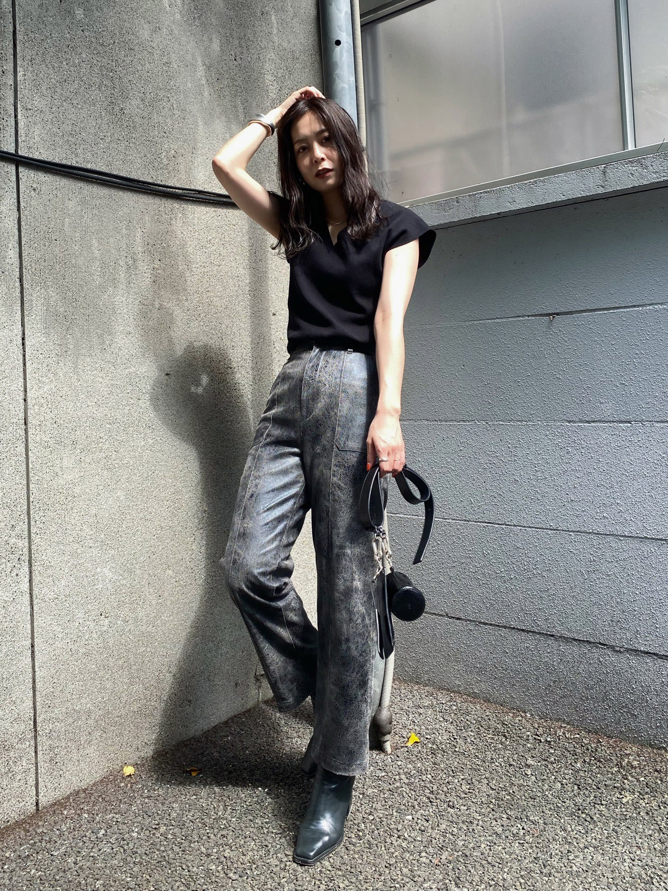ayumi_CRUSHED LEATHER RELAX PANTS