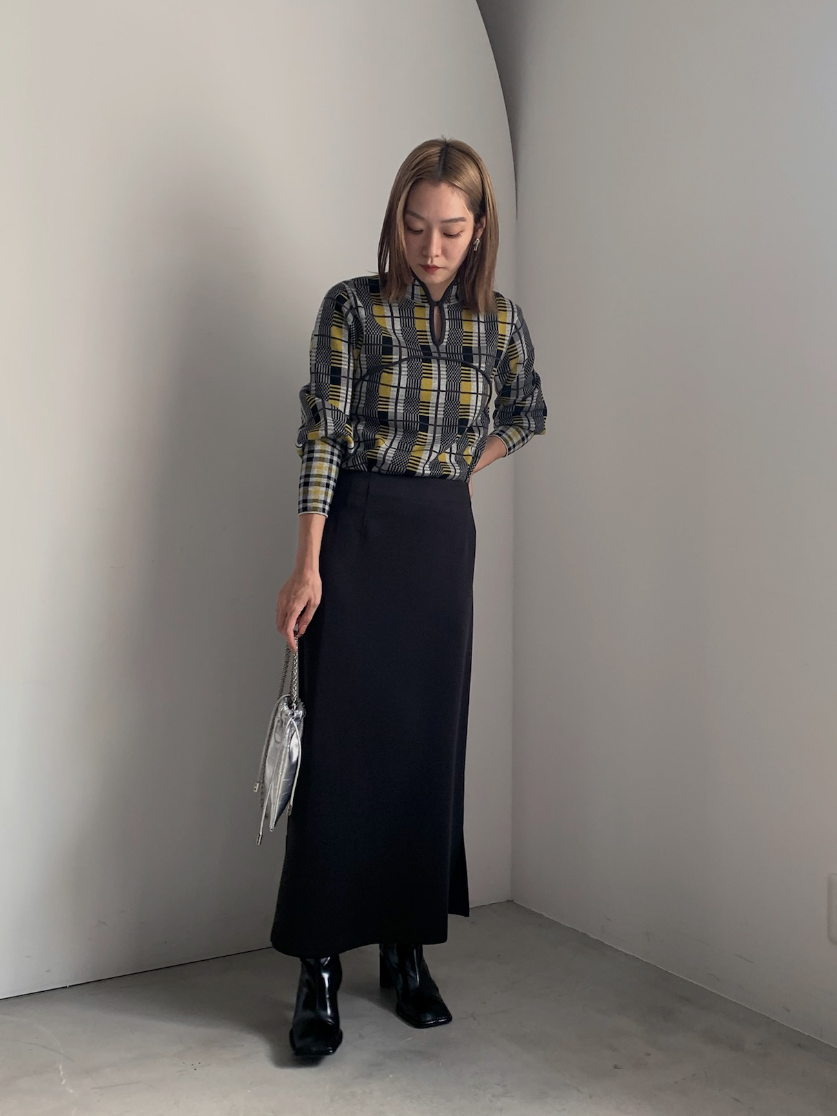 mai_SWITCHING CHECK KNIT TOP