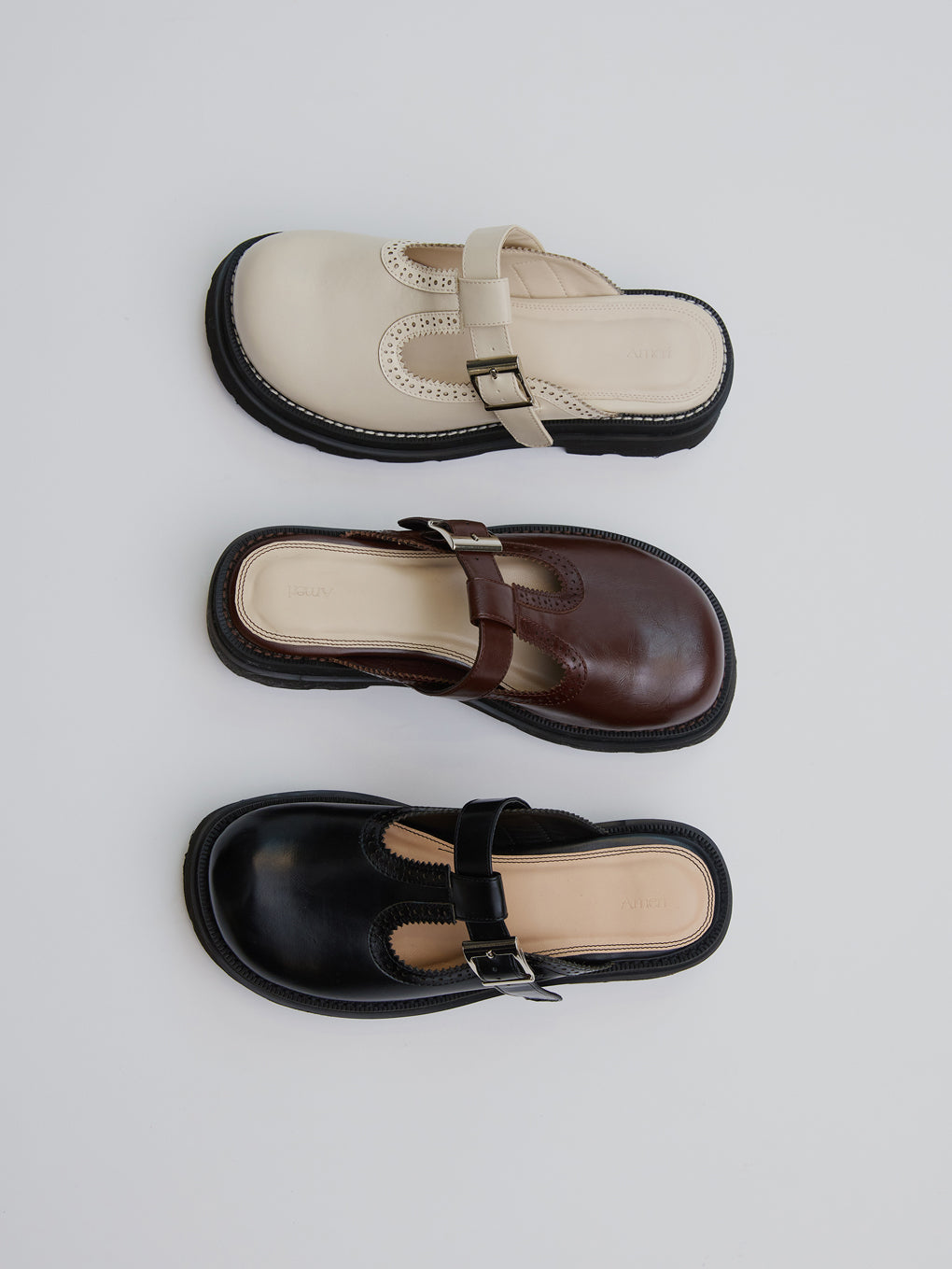 BROGUE SLIDE LOAFER