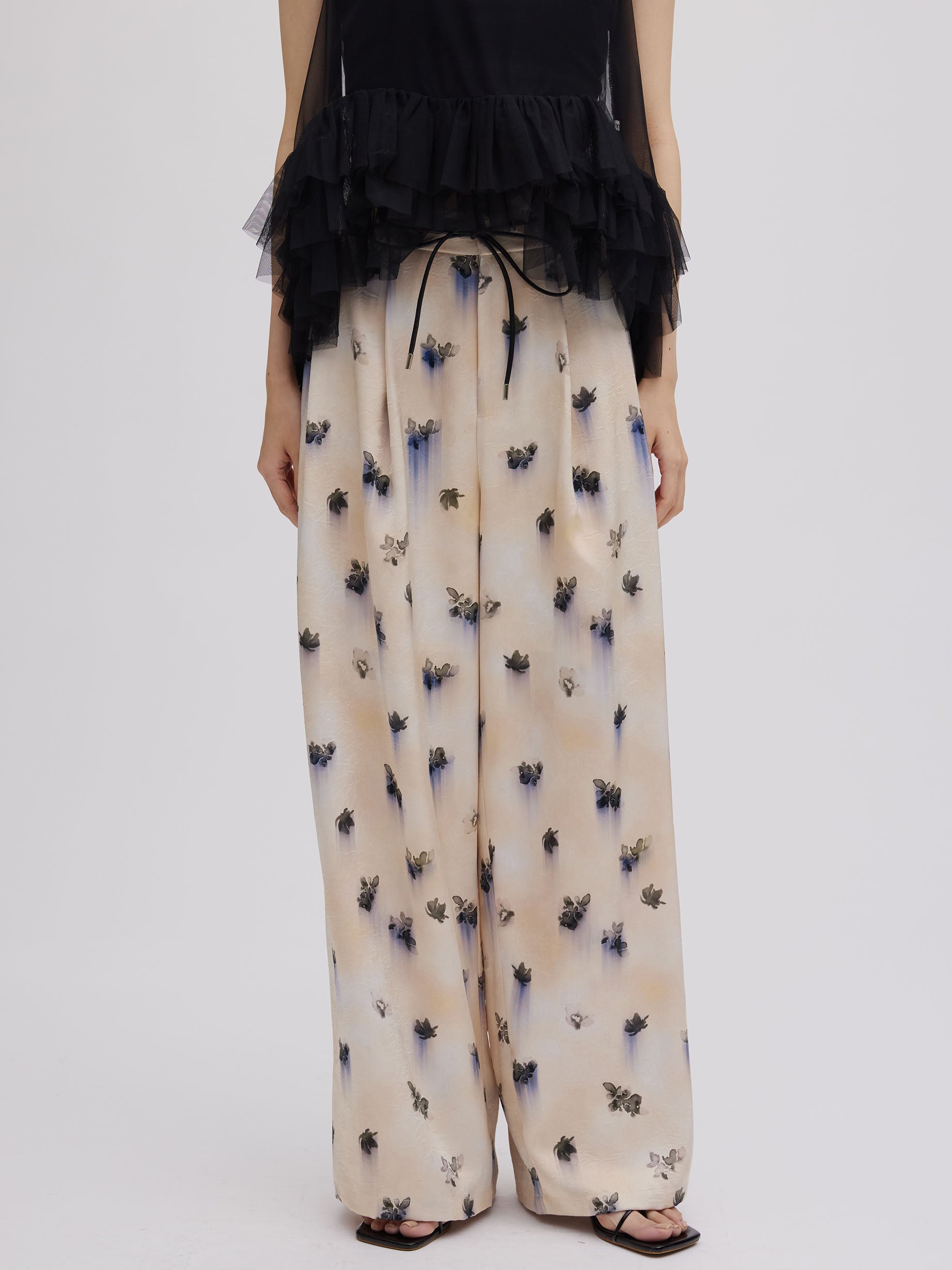 CLARA SATIN TUCK PANTS