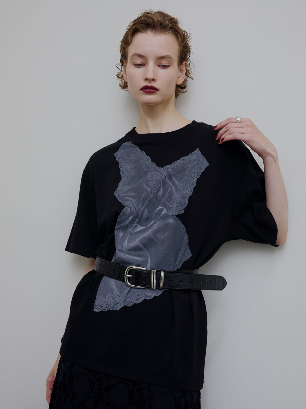 LACY SATIN PRINT TEE