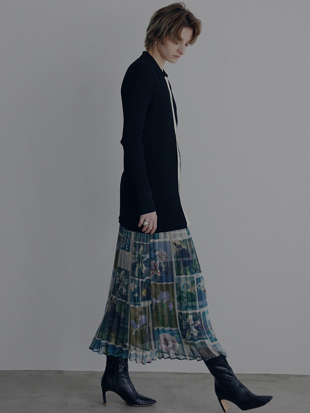 FLOWER PATCHWORK PLEATED SKIRT