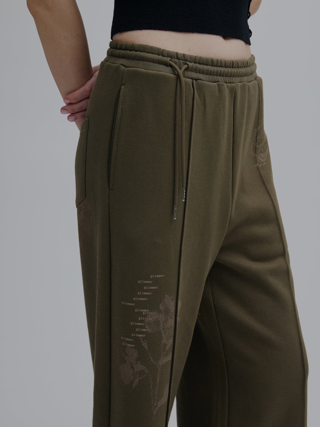 GRAPHIC ART SWEAT PANTS