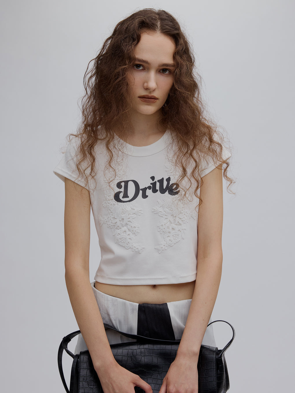 26AW LACE DOCKING CONCEPT COMPACT TEE